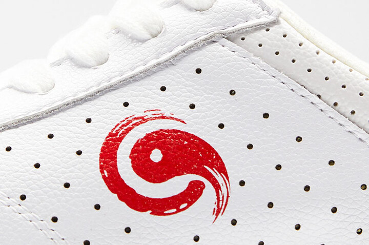 Chaussures Taiji WYX, Logo Rouge