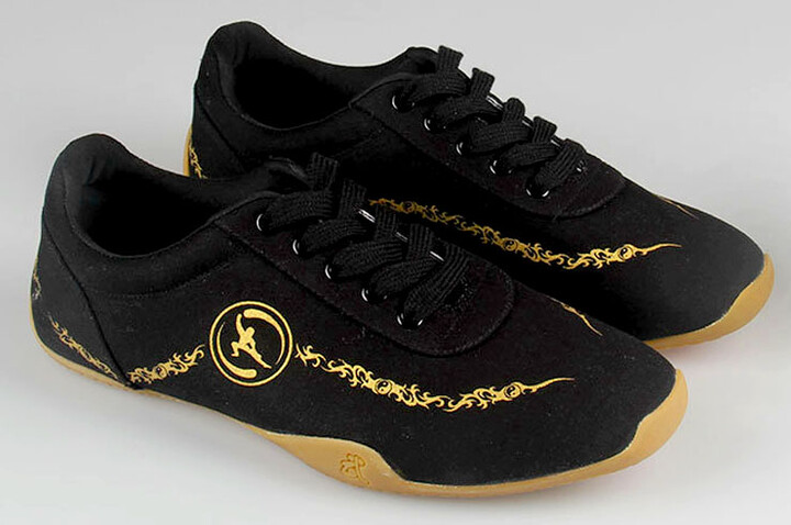 Sapatos Wushu Hong Mian, Nuvens Dinâmica