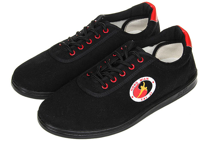 Hong Mian Taiji Shoes, Red Eyelets