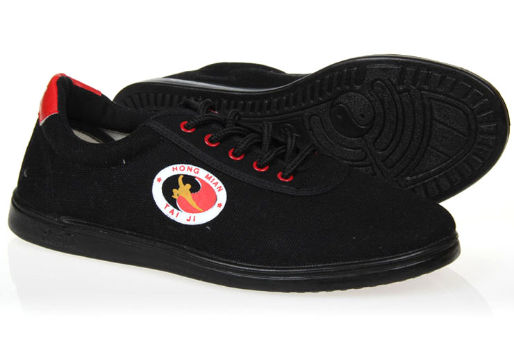 Hong Mian Taiji Shoes, Red Eyelets