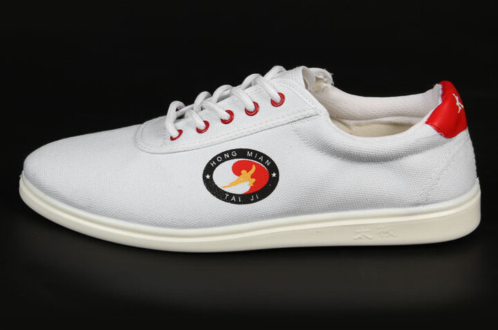 Sapatos Taiji Hong Mian, Ilhós Vermelho