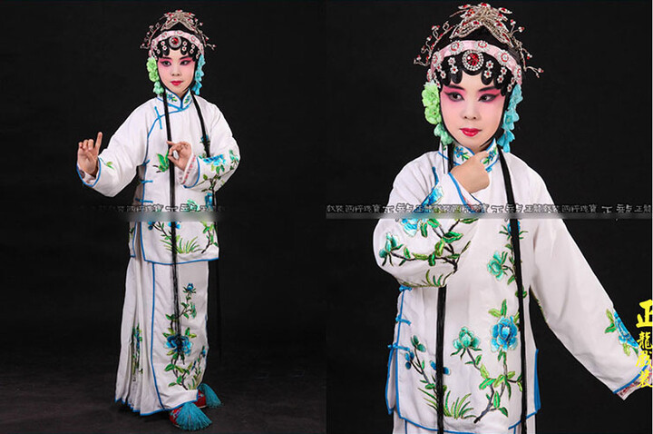 Mai Shui Criança, Ópera Chinês
