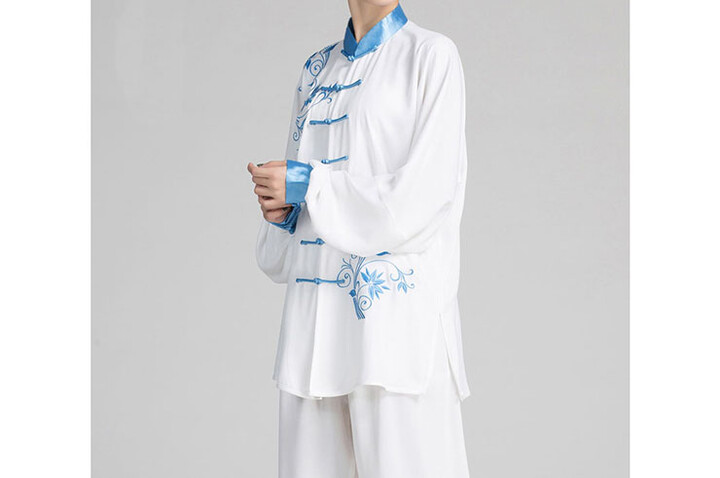Tenue Taiji Guyun, TanHuang