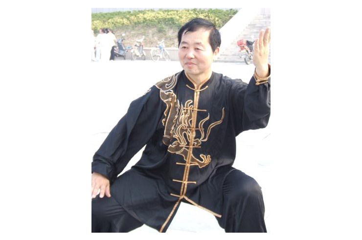 Tai Chi Uniform Embroidered Dragon 1