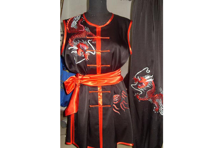 Vestido Bordado, Nan Quan Dragão 1