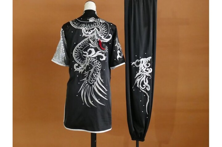 Tenue Brodée, Chang Quan Motif 6
